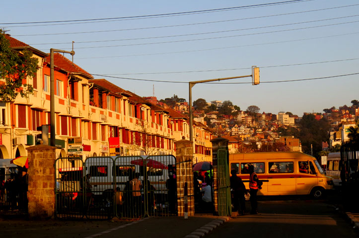 Antananarivo independance avenue